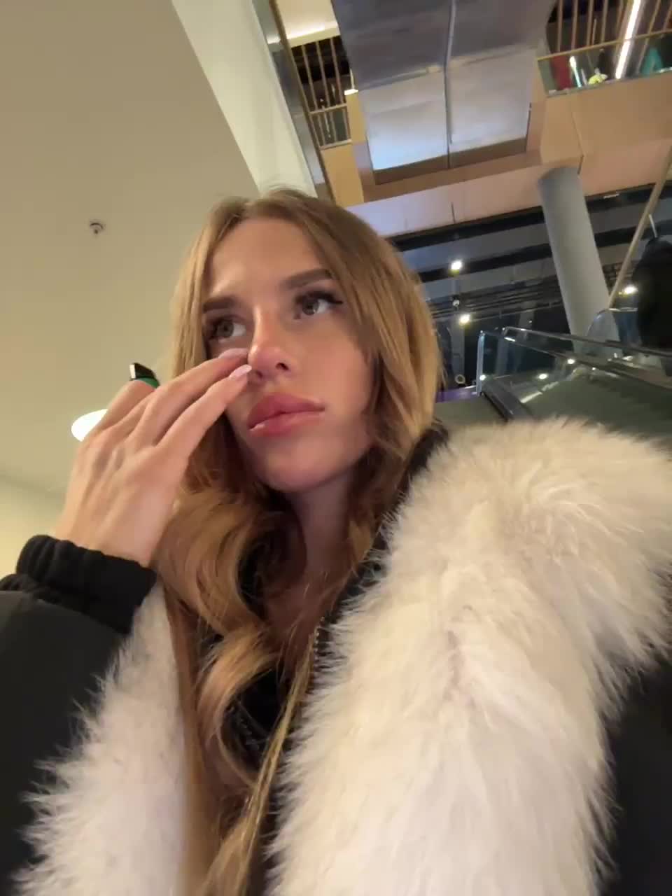 View or download file blondinochkaa on 2023-02-13 from bongacams