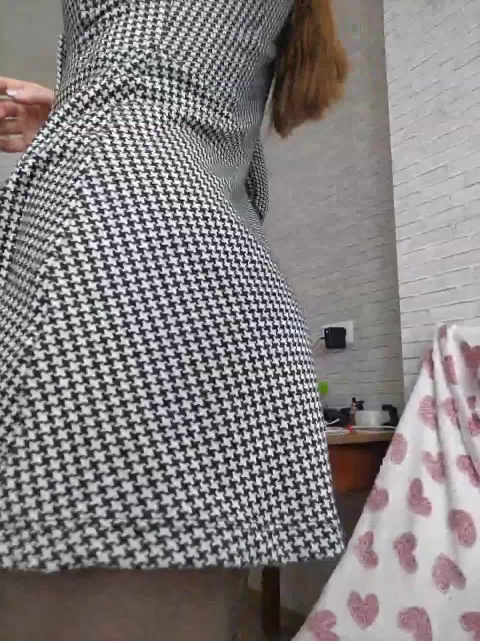 View or download file hollyahrose on 2023-02-13 from bongacams