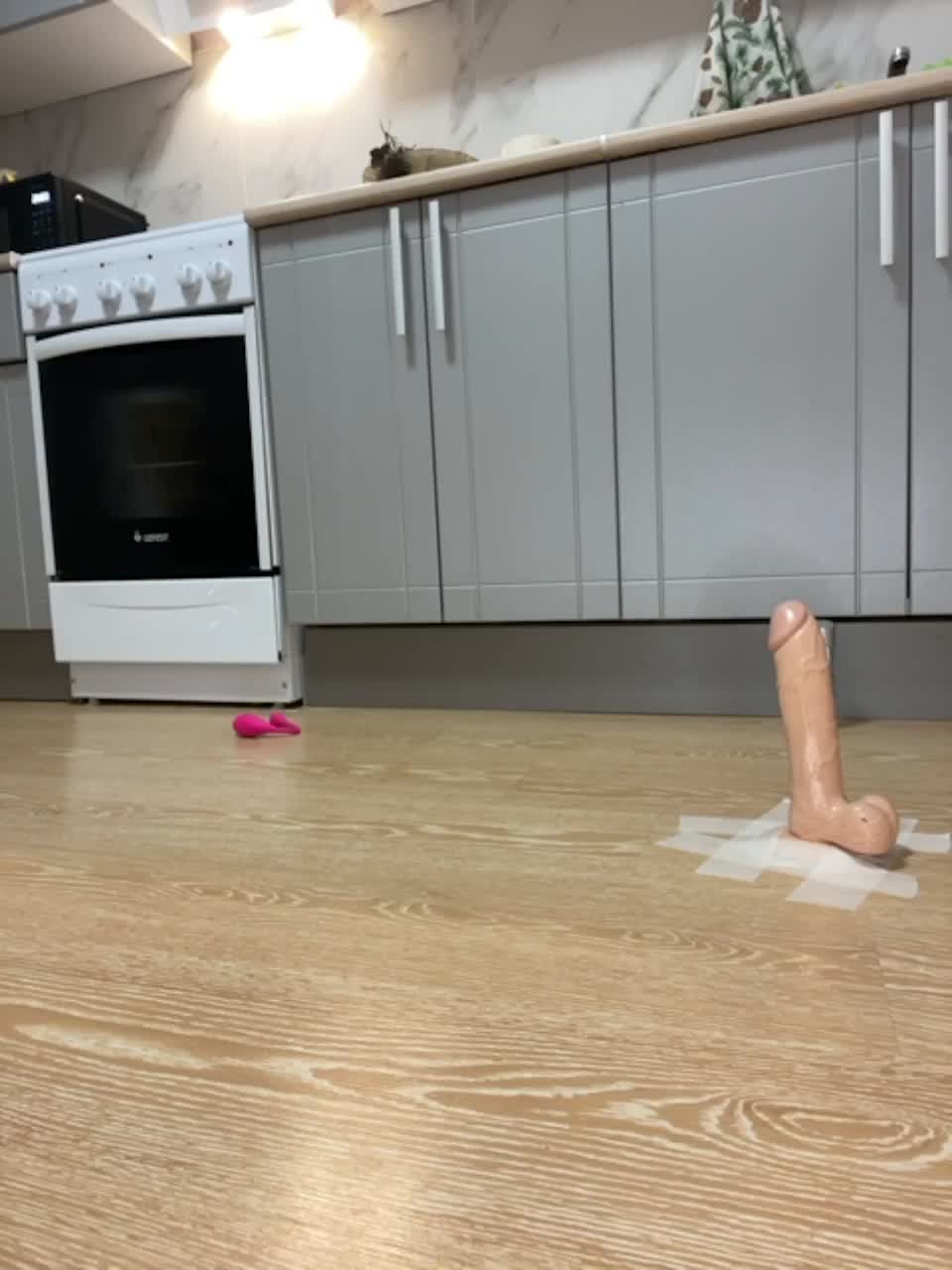 View or download file vikusik22a on 2023-02-13 from bongacams