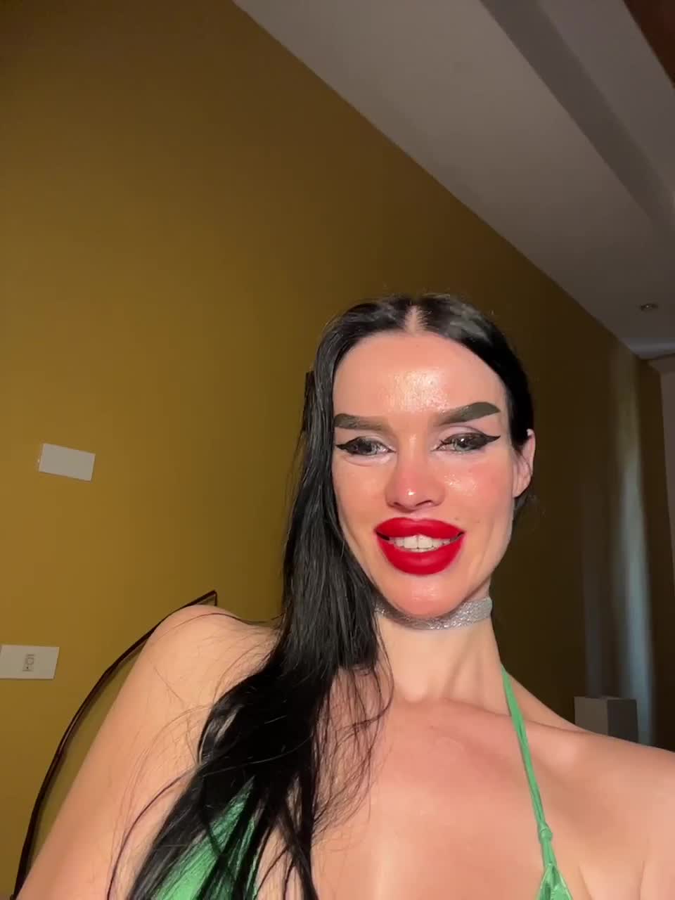 View or download file pantherrra on 2023-02-14 from bongacams