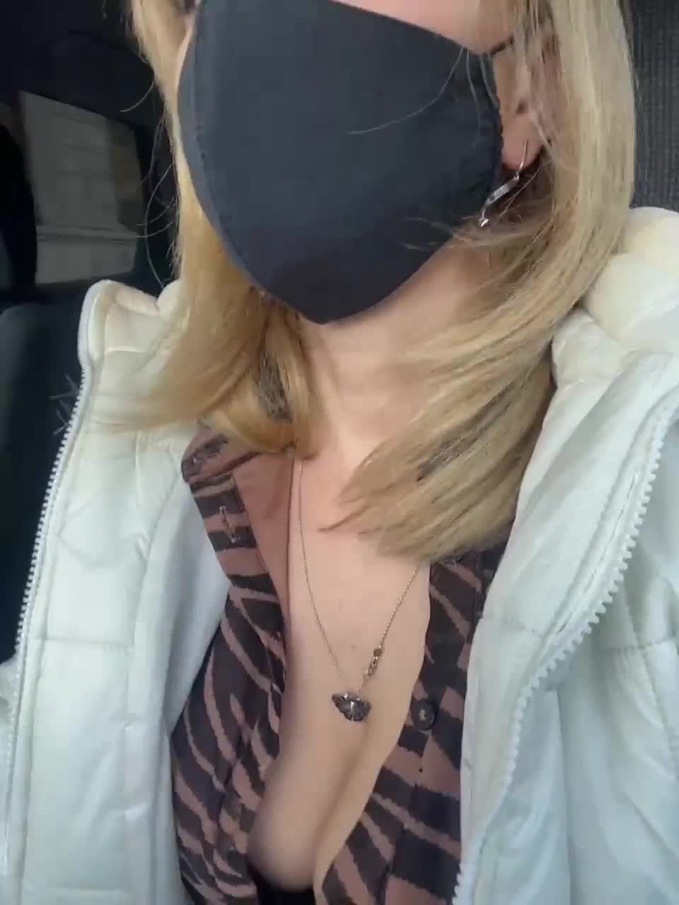 View or download file famouswomen on 2023-02-15 from bongacams