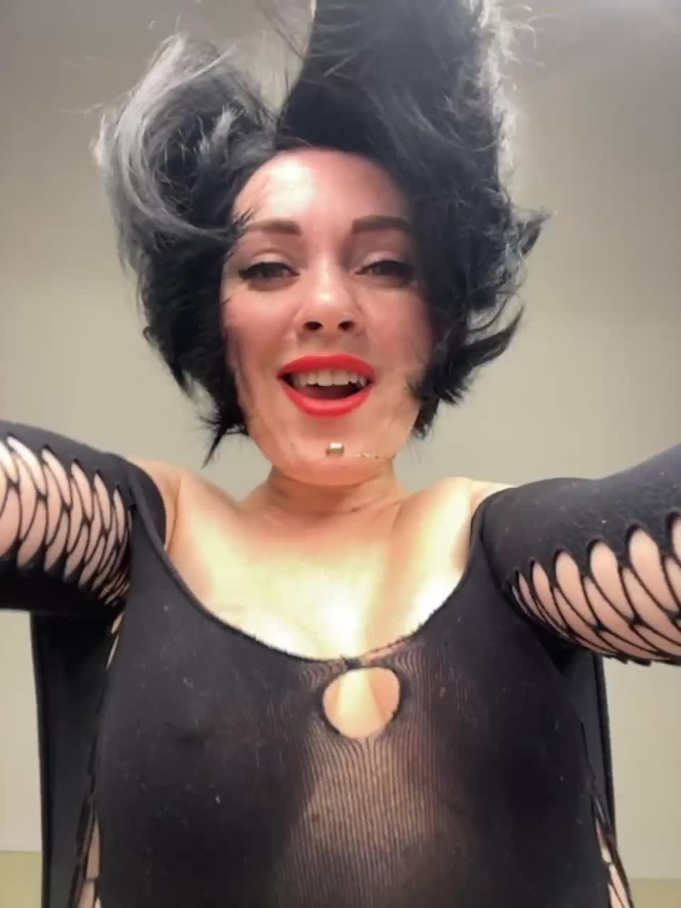 View or download file multixnxx on 2023-02-16 from bongacams