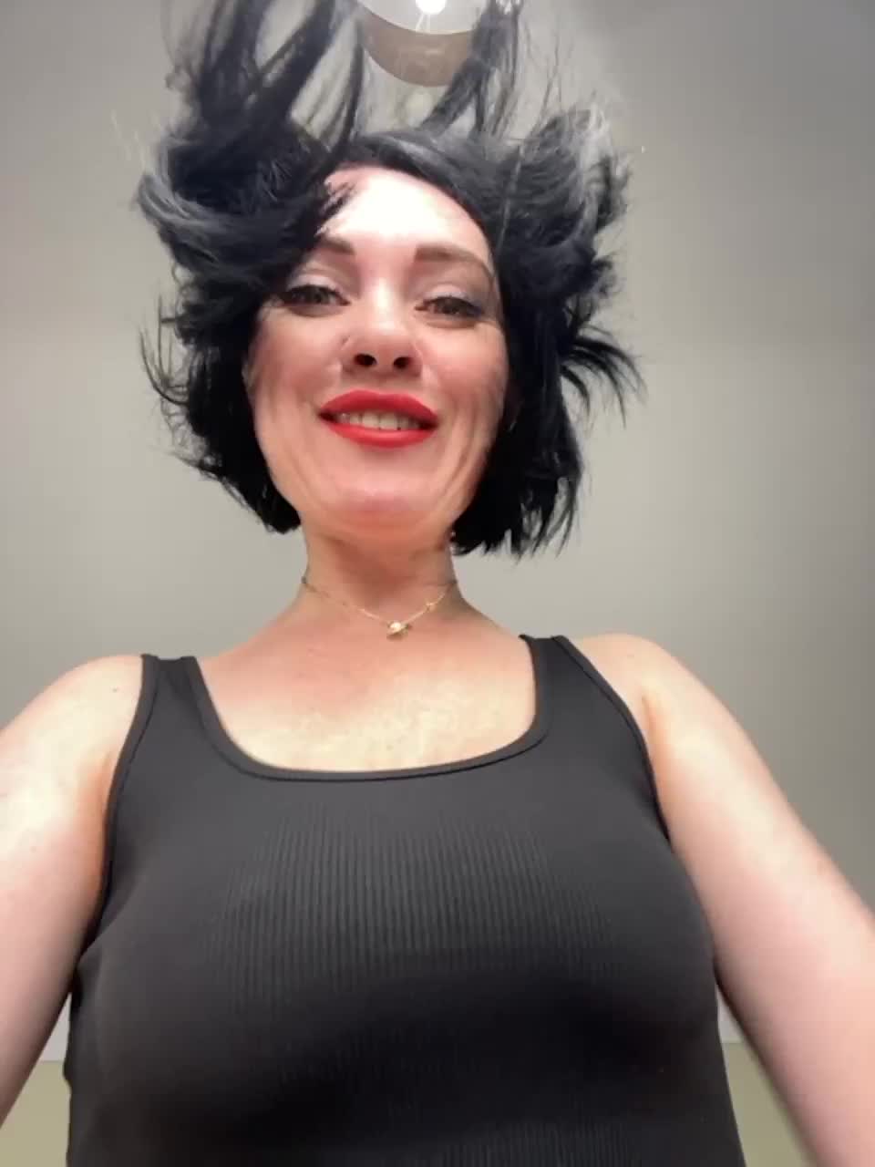 View or download file multixnxx on 2023-02-16 from bongacams