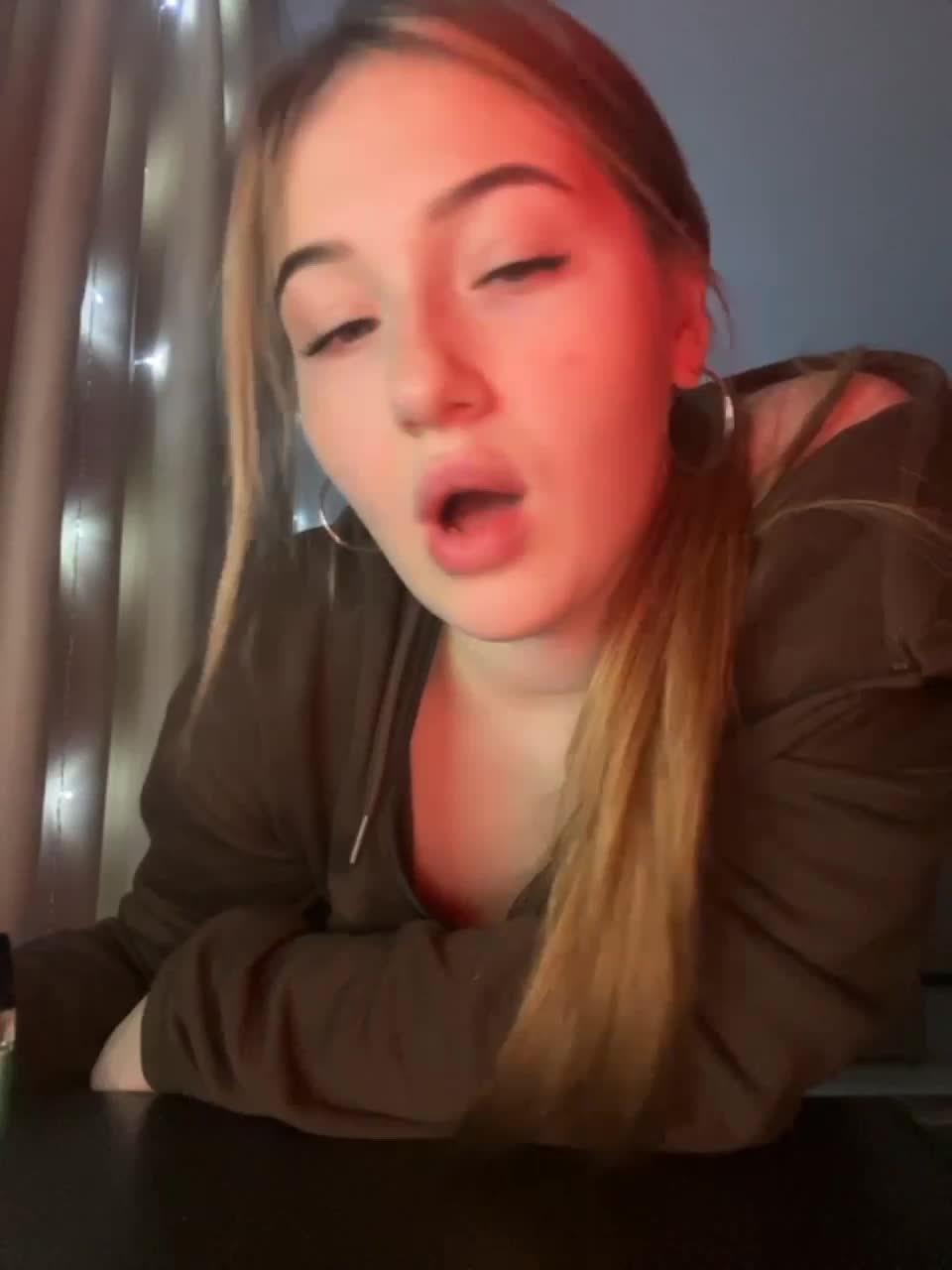 View or download file boredgirl on 2023-02-18 from bongacams