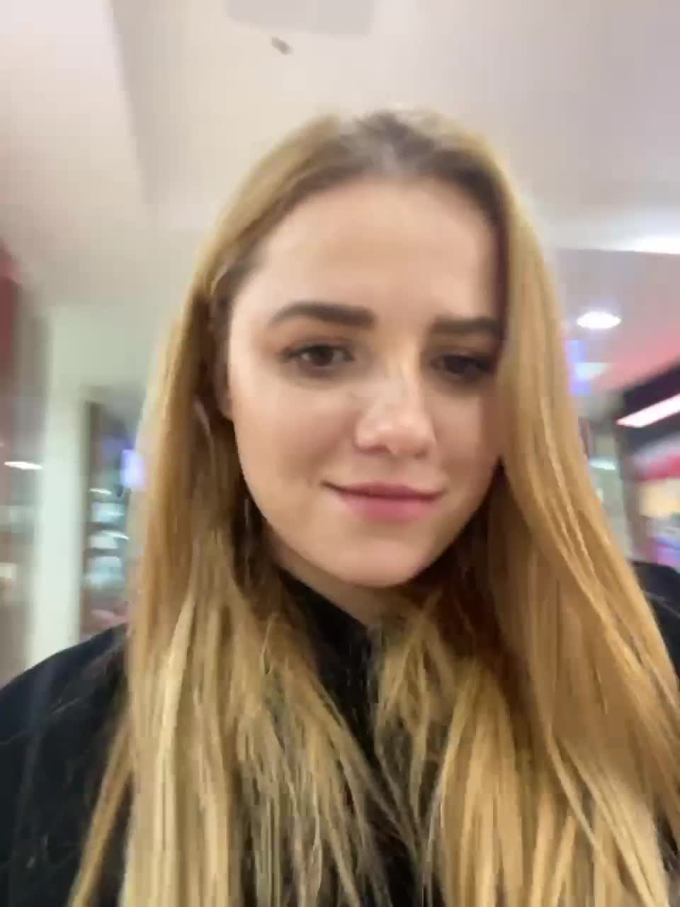 View or download file butterflysay on 2023-02-18 from bongacams