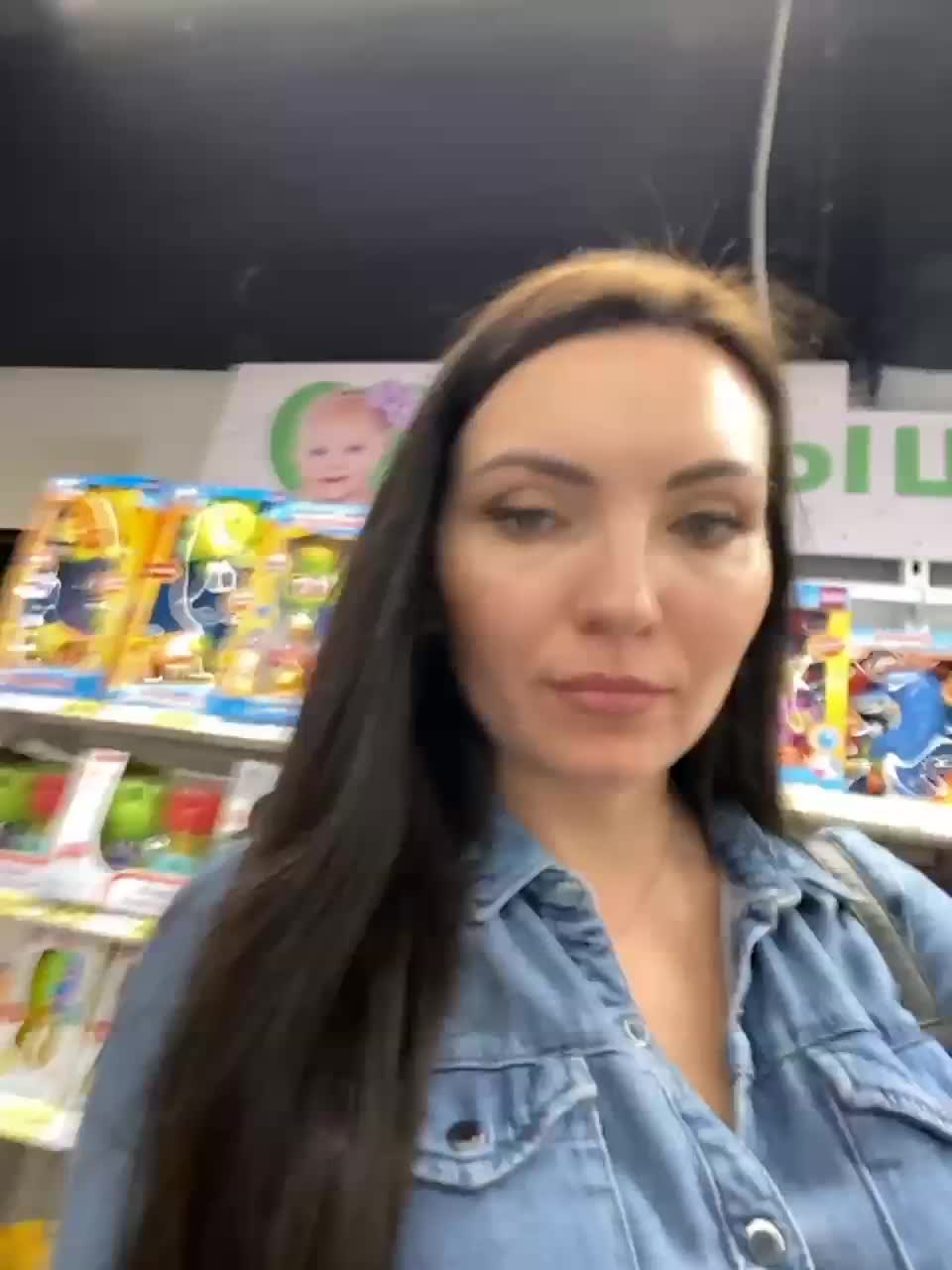 View or download file divora on 2023-02-18 from bongacams