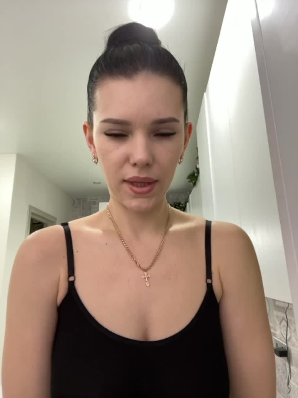 View or download file ladysunshine_ on 2023-02-18 from bongacams