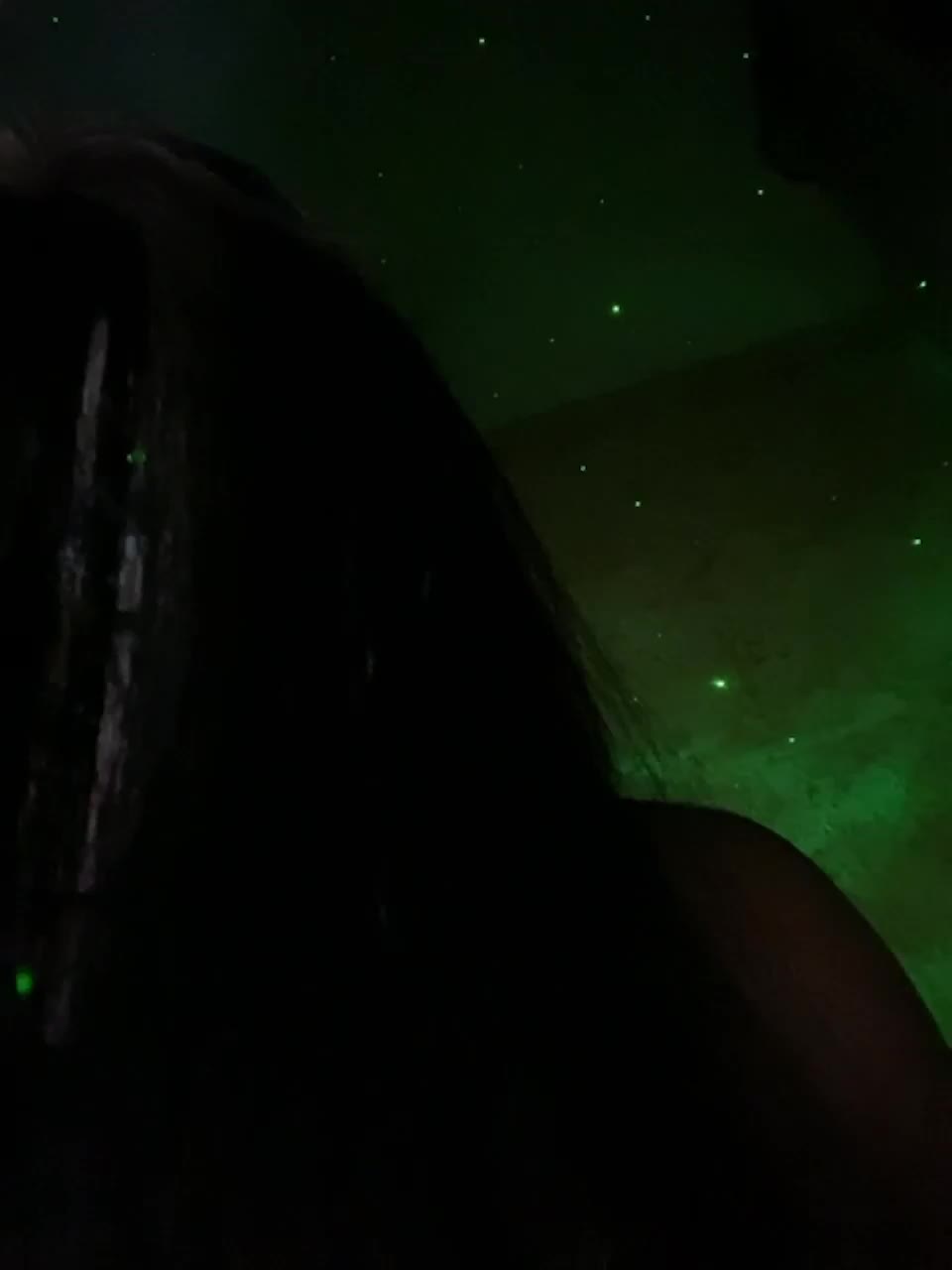 View or download file vikamax on 2023-02-19 from bongacams