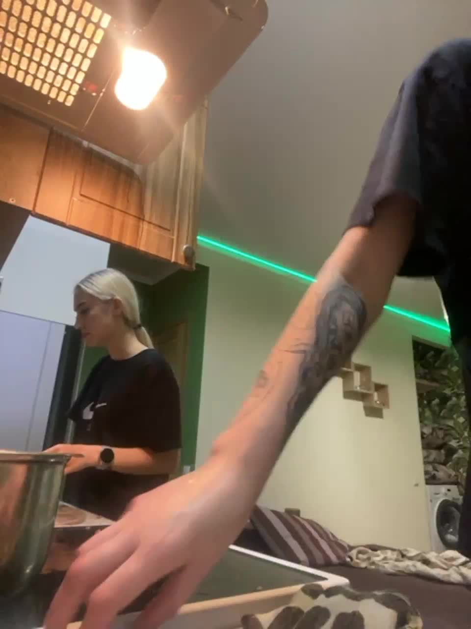 View or download file fuckkrisanna on 2023-02-21 from bongacams