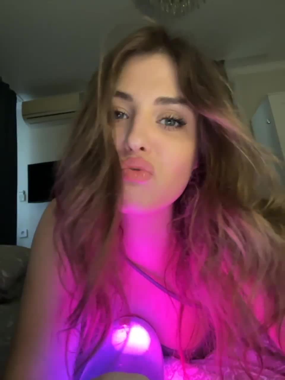 View or download file murkaaay on 2023-02-21 from bongacams