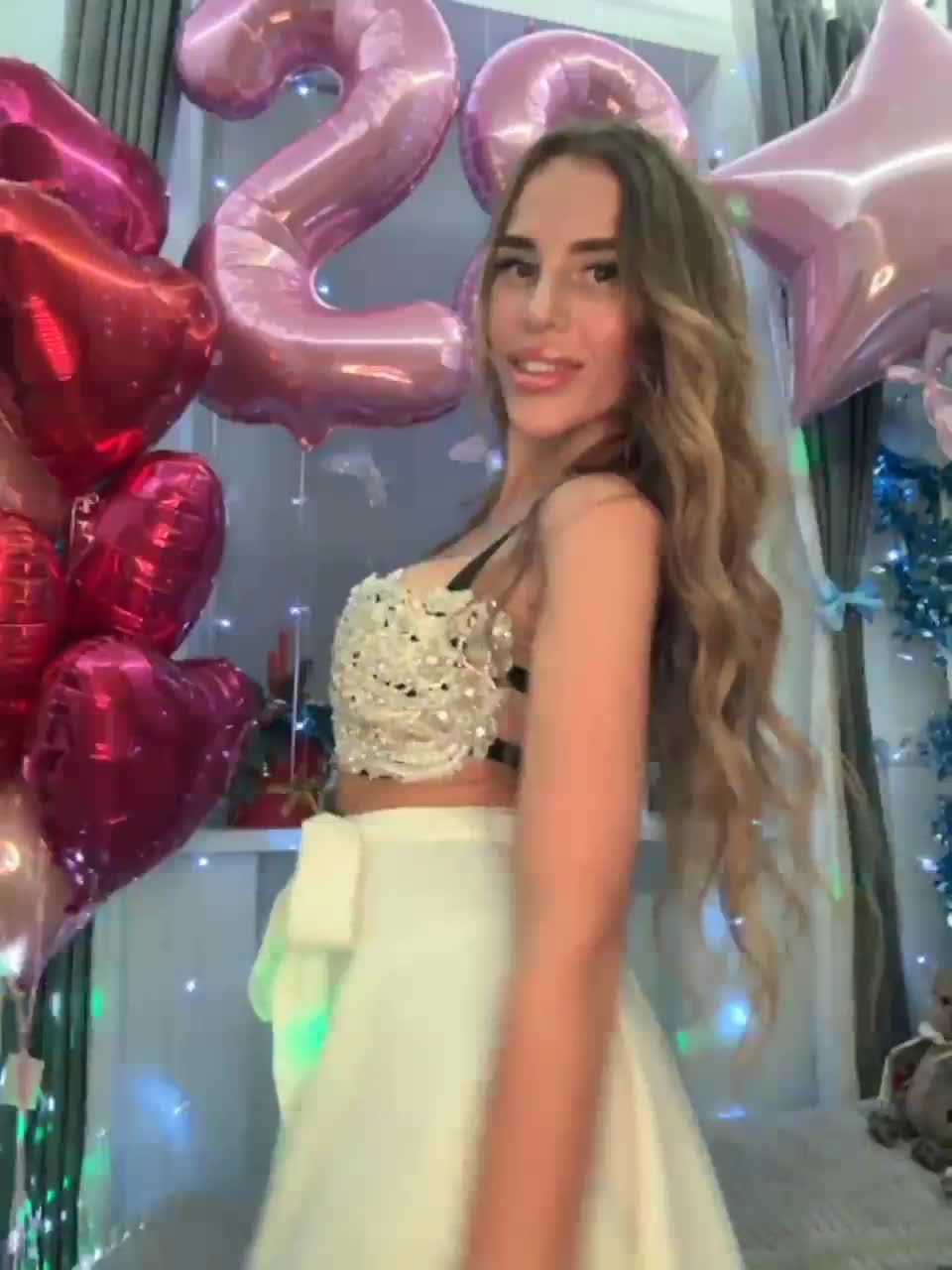 View or download file blondinochkaa on 2023-02-23 from bongacams