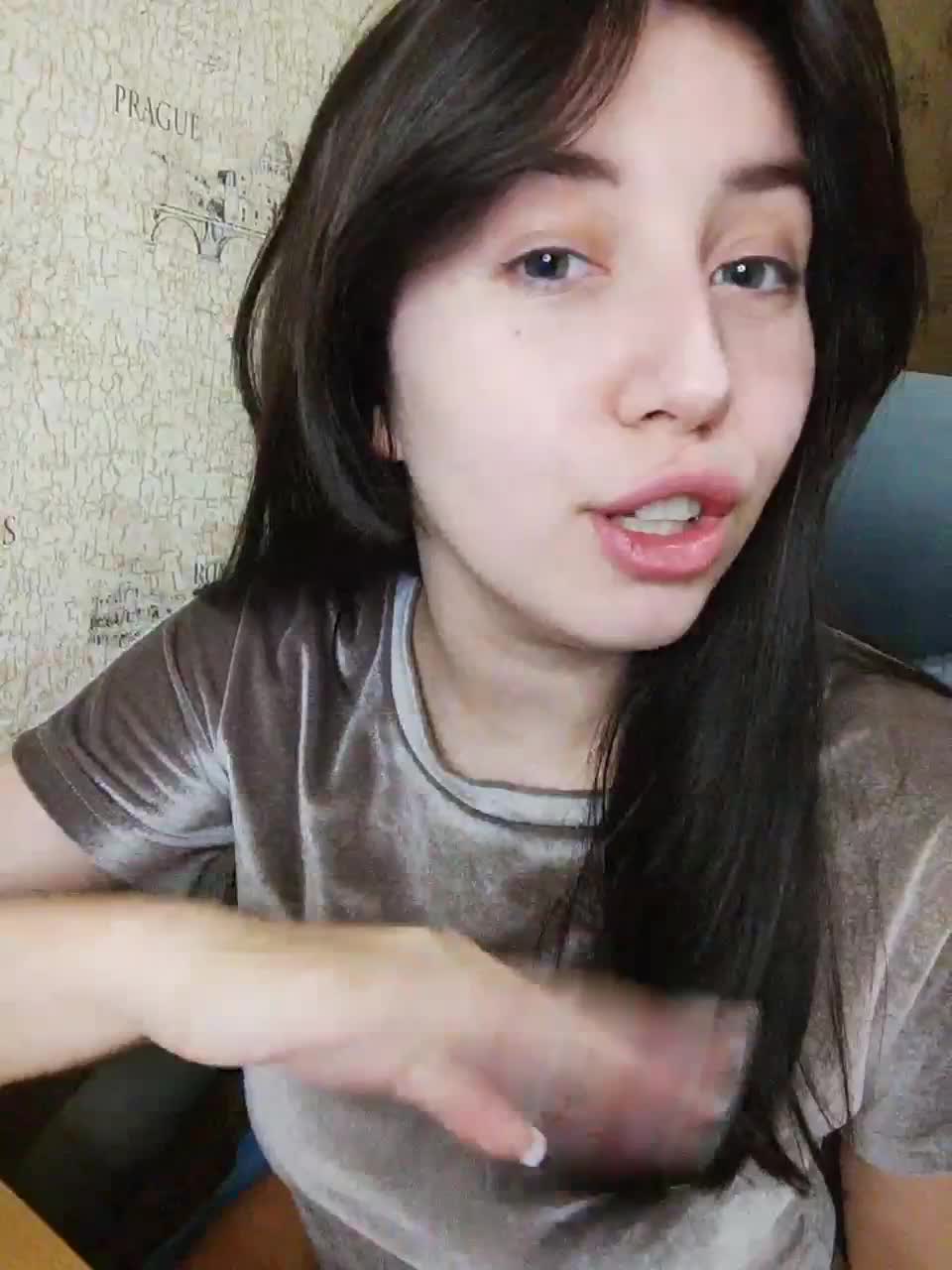 View or download file mialiahot on 2023-02-23 from bongacams