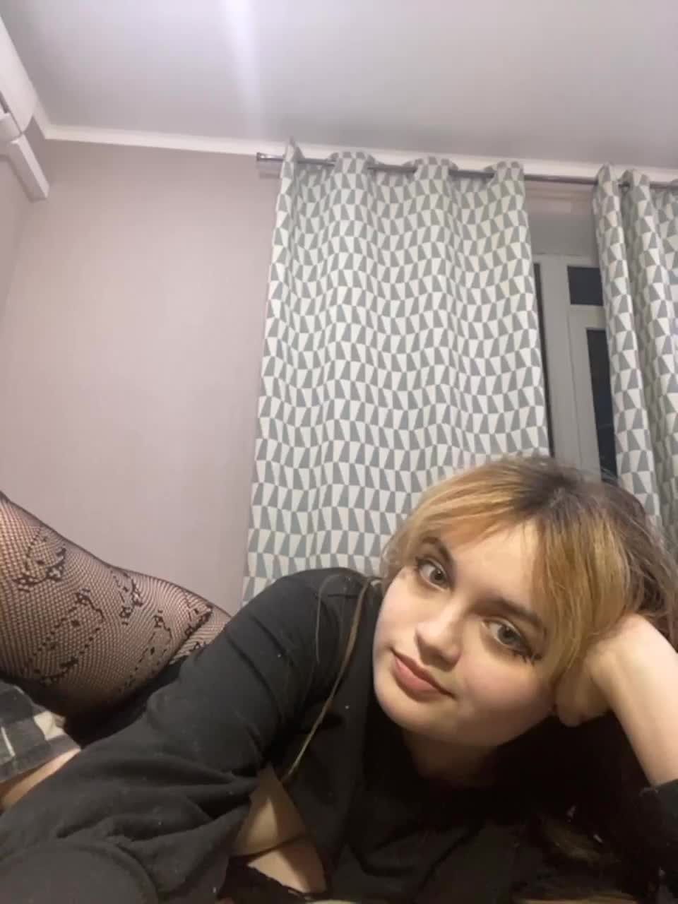 View or download file disexyy on 2023-02-25 from bongacams