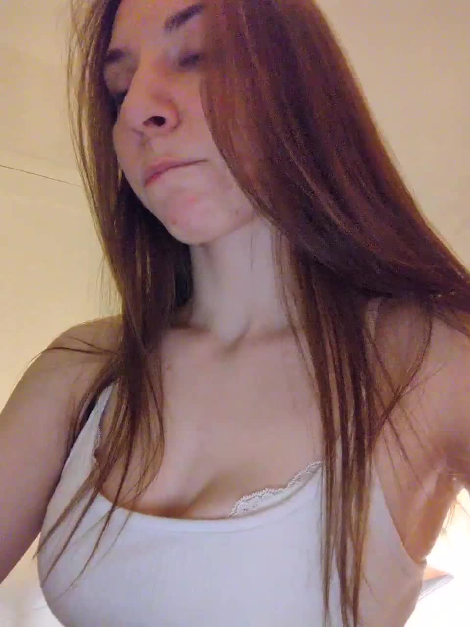 View or download file emilyev4ns on 2023-02-25 from bongacams