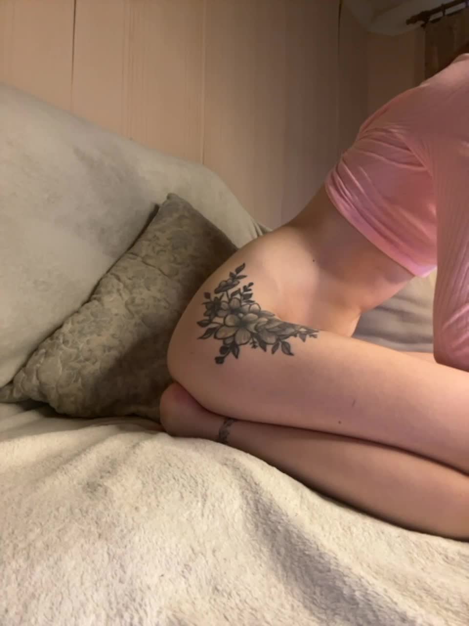 View or download file happyvikki on 2023-02-25 from bongacams