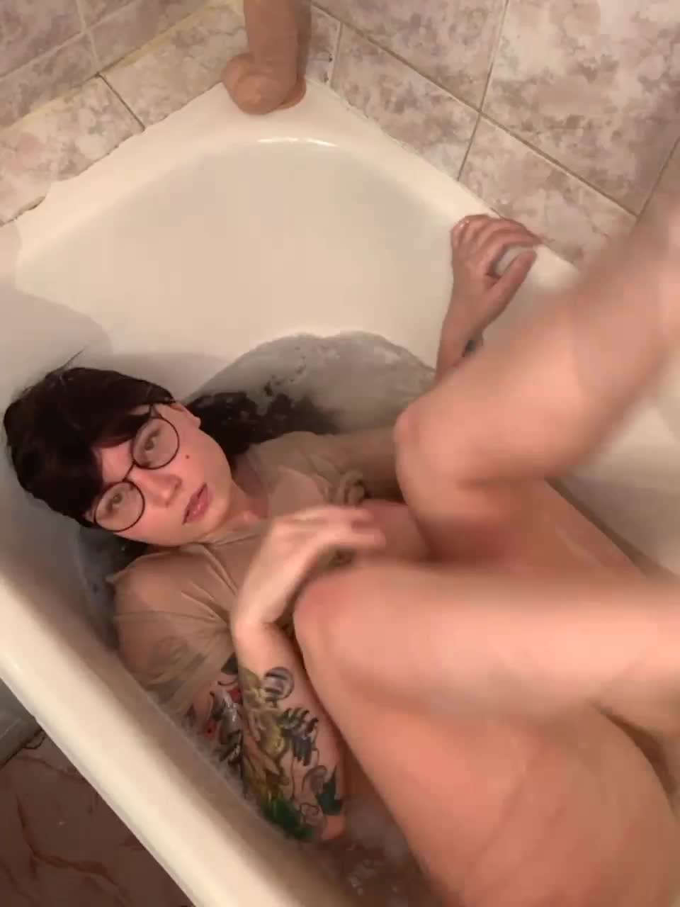 View or download file homptydompty on 2023-02-25 from bongacams