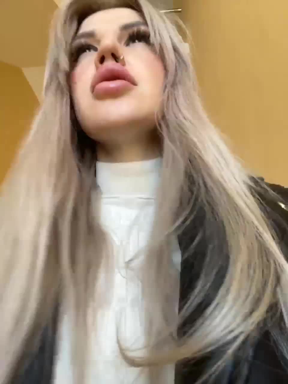 View or download file succubz on 2023-02-25 from Bongacams