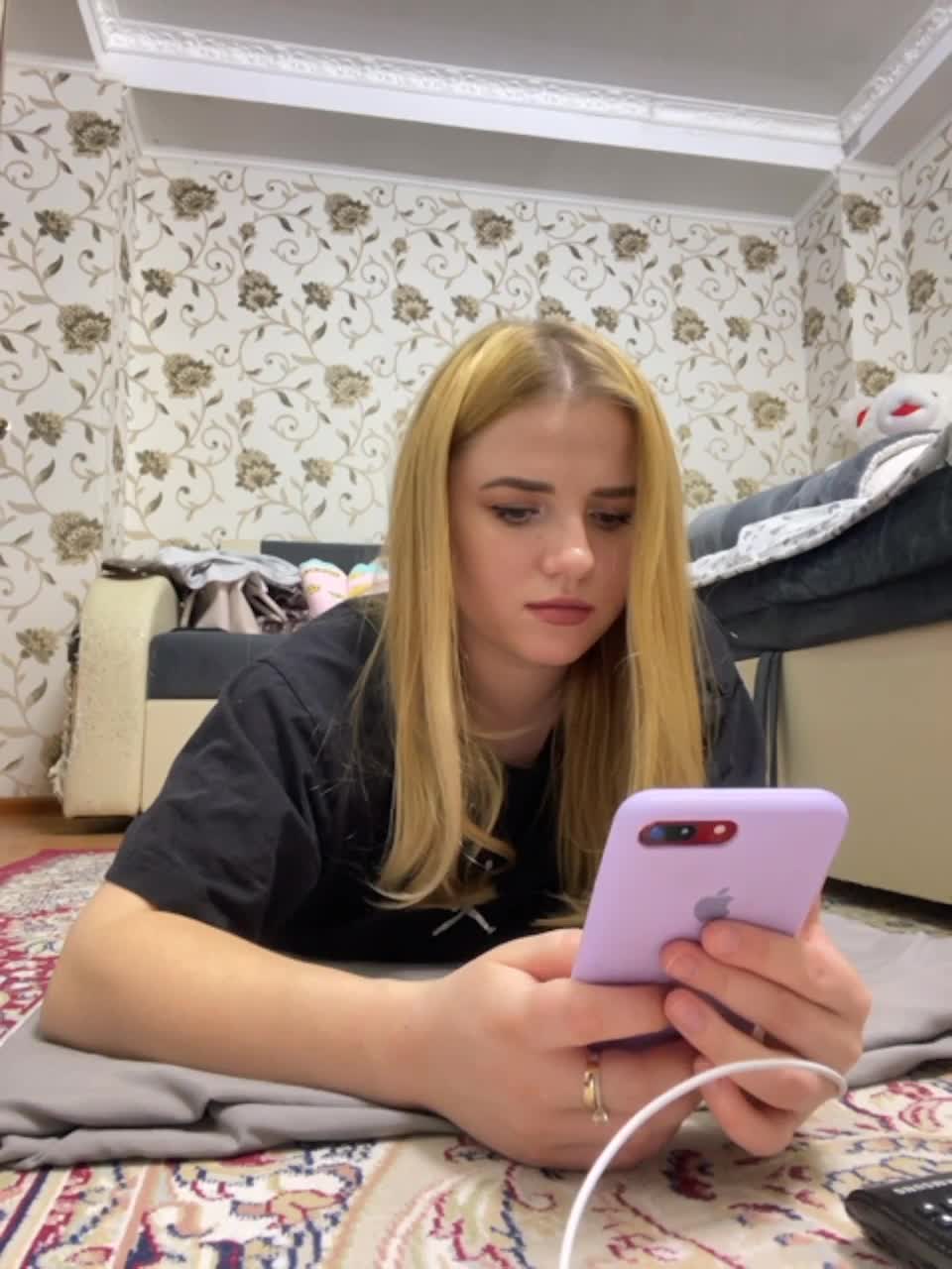 View or download file butterflysay on 2023-02-26 from bongacams