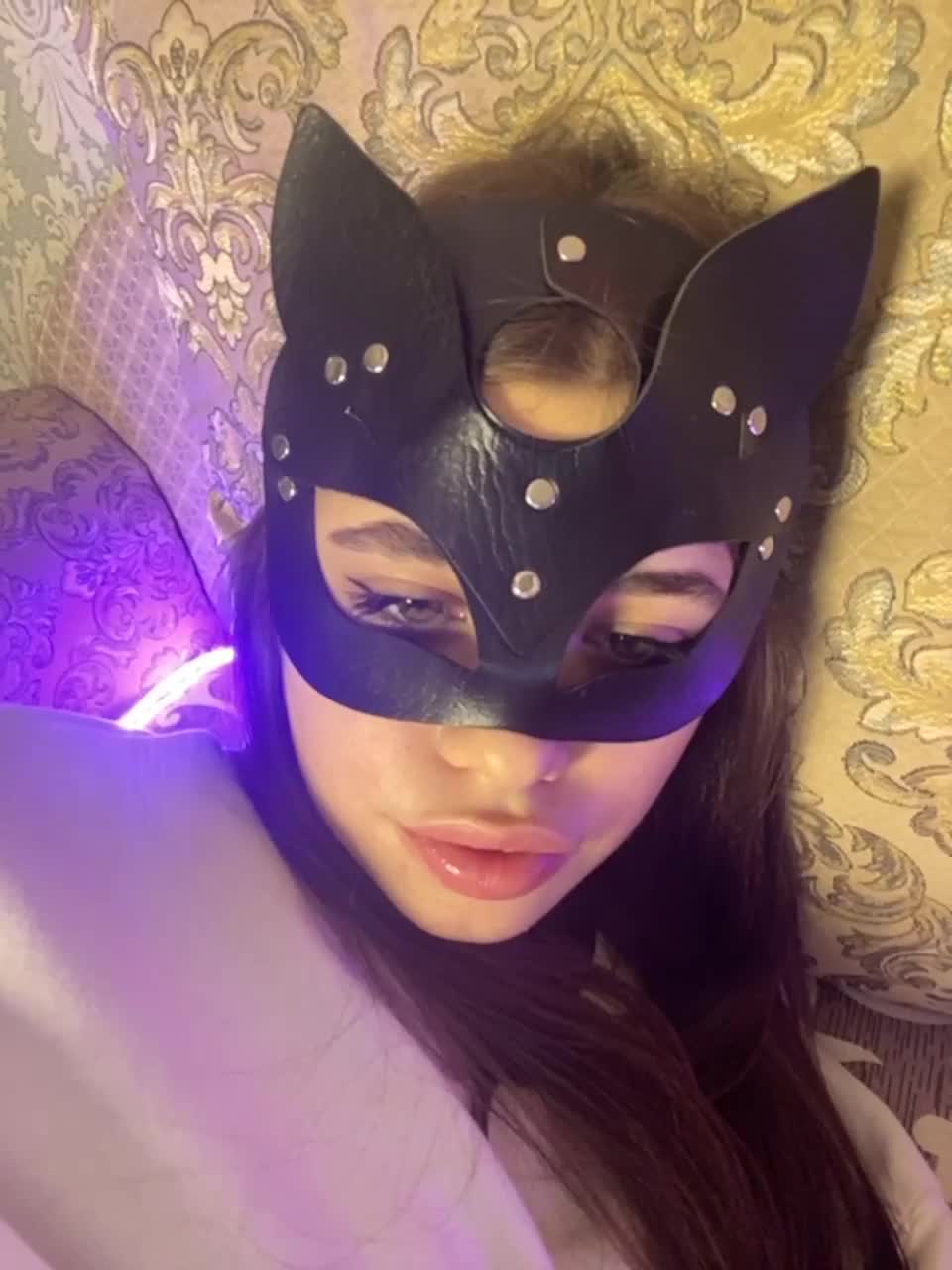 View or download file skromnayaa on 2023-02-26 from bongacams