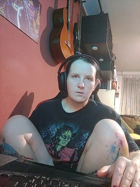 View or download file wetgerman2 on 2023-02-26 from bongacams