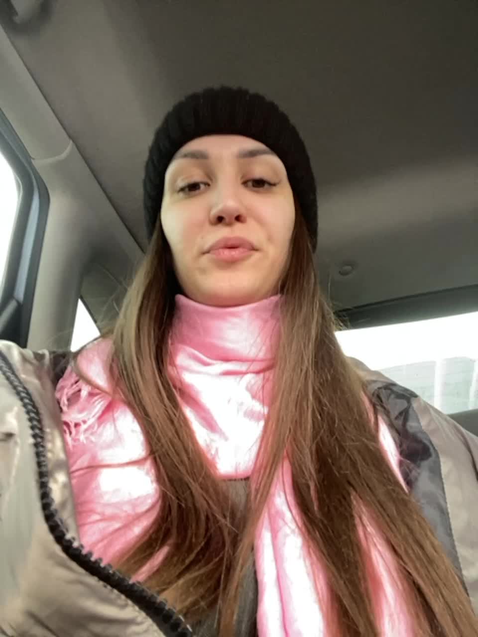 View or download file honeypussixxx on 2023-02-28 from bongacams