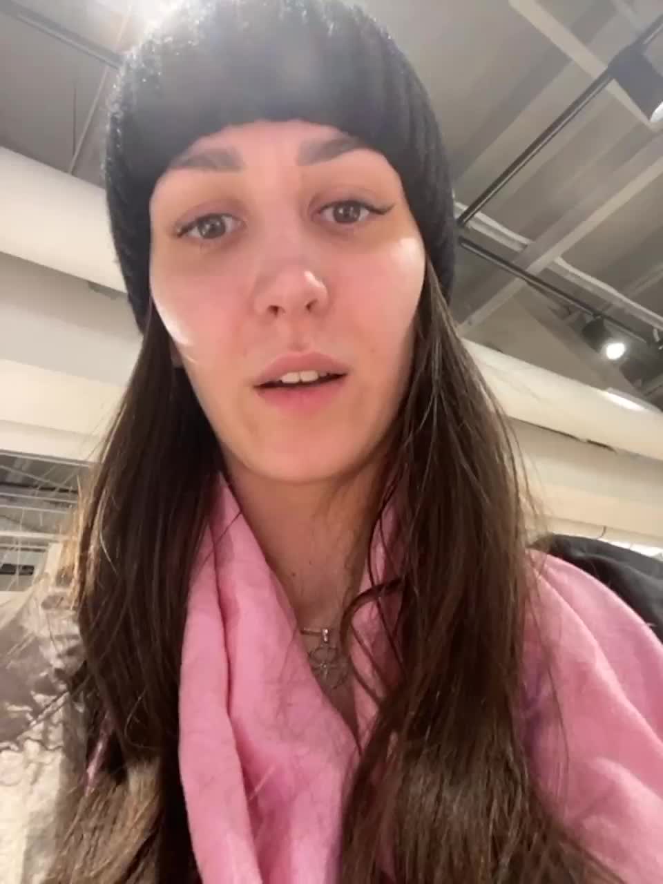 View or download file honeypussixxx on 2023-02-28 from bongacams