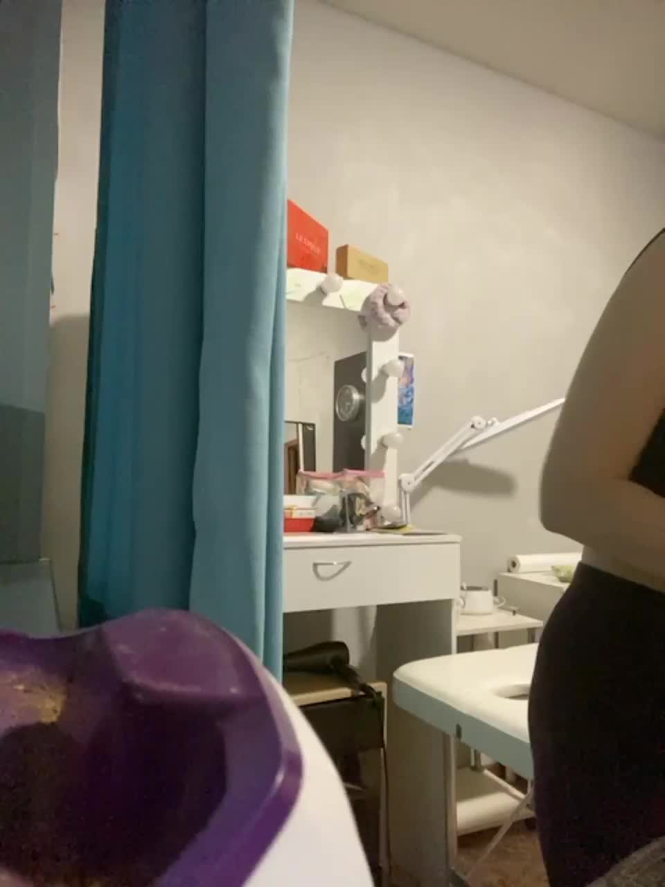 View or download file honeypussixxx on 2023-02-28 from bongacams