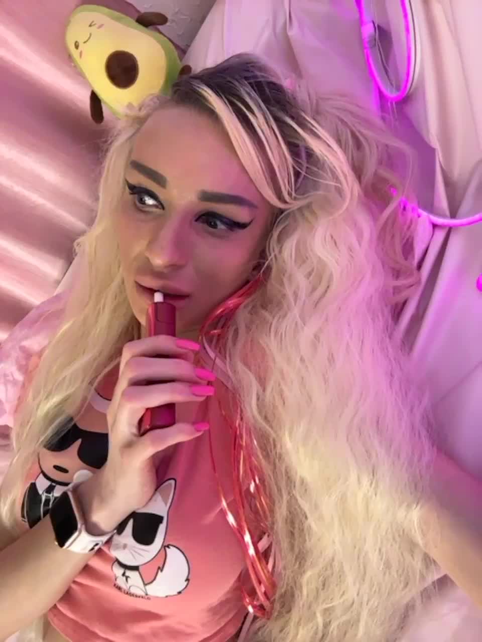 View or download file goldpussy69 on 2023-03-01 from bongacams