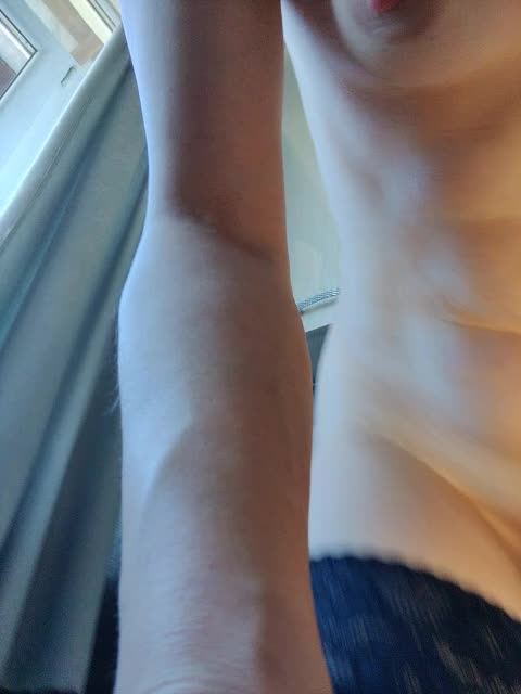 View or download file famouswomen on 2023-03-02 from bongacams