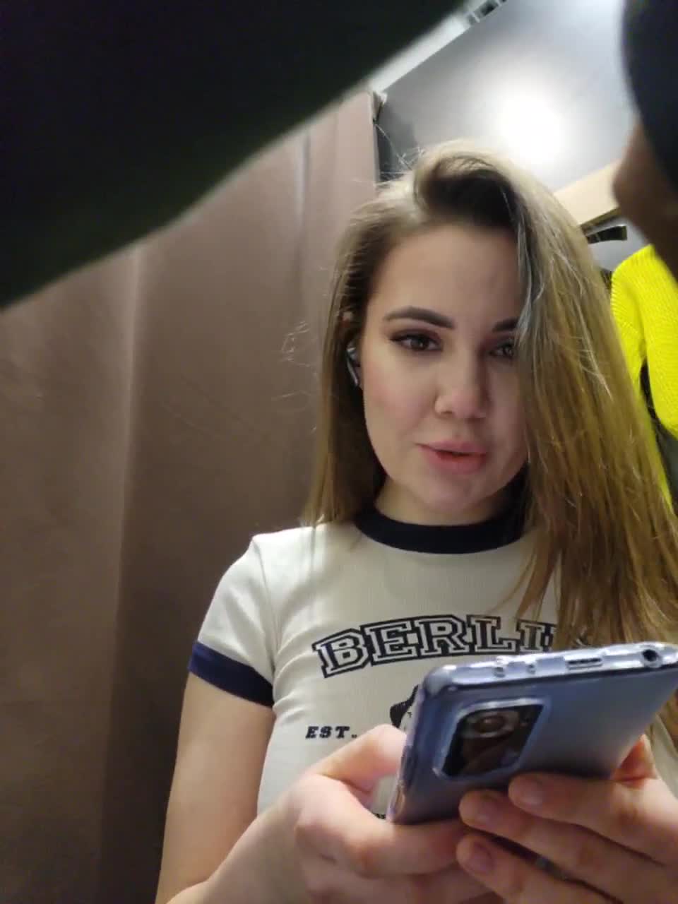 View or download file moinik on 2023-03-02 from bongacams