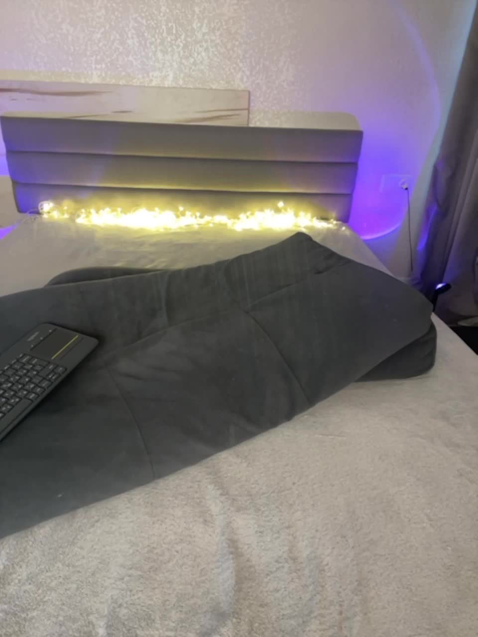 View or download file whoremira on 2023-03-02 from bongacams