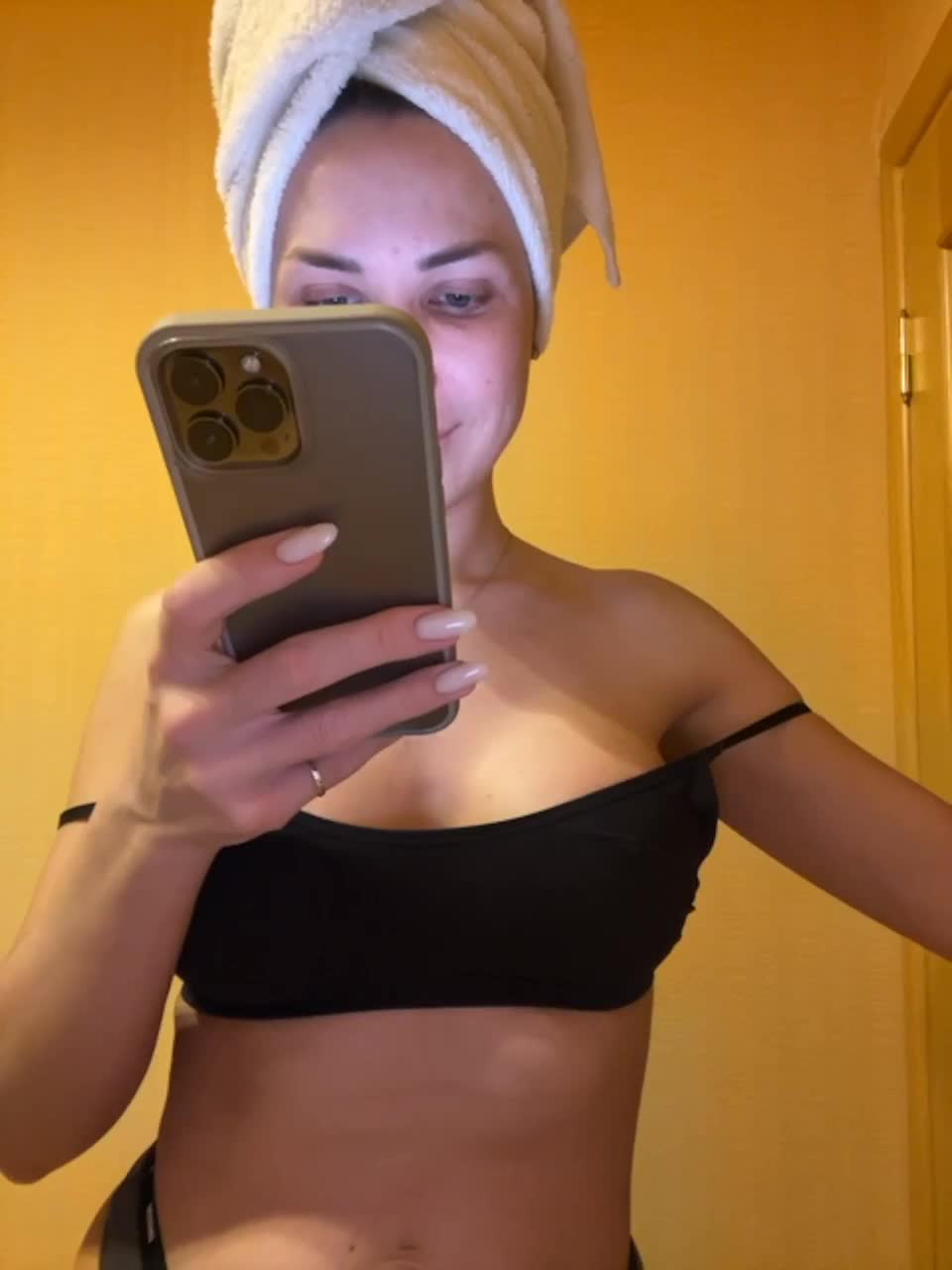 View or download file _ann_ on 2023-03-03 from bongacams