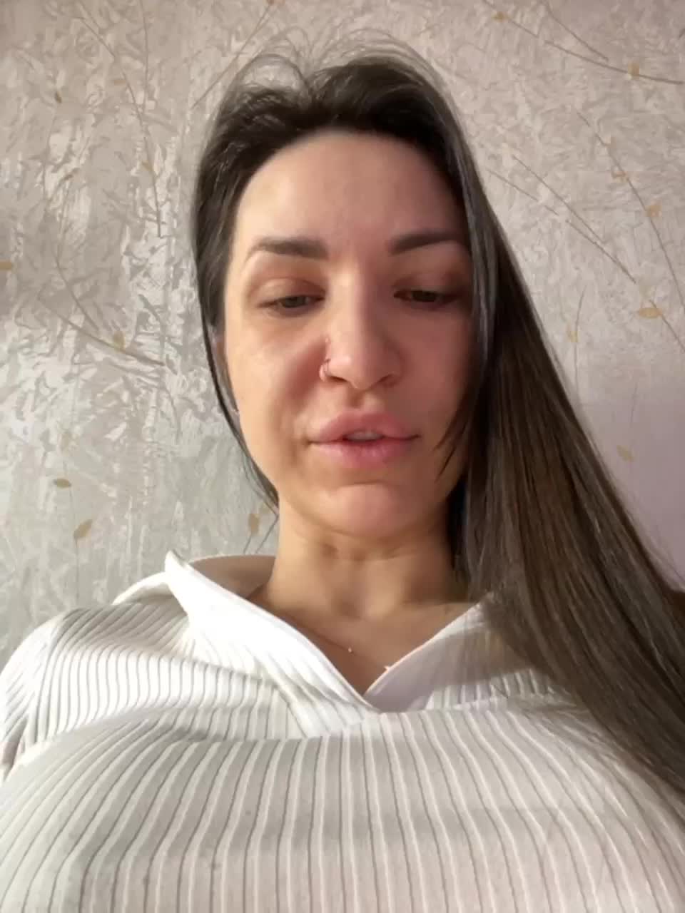 View or download file _ann_ on 2023-03-04 from bongacams