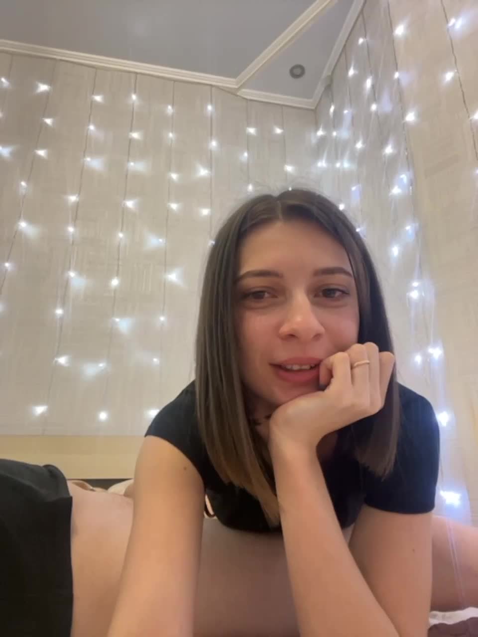 View or download file sabdra_bari on 2023-03-04 from bongacams