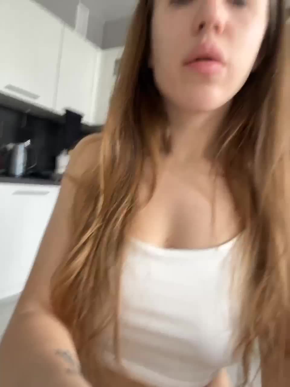 View or download file varadderoo on 2023-03-04 from bongacams