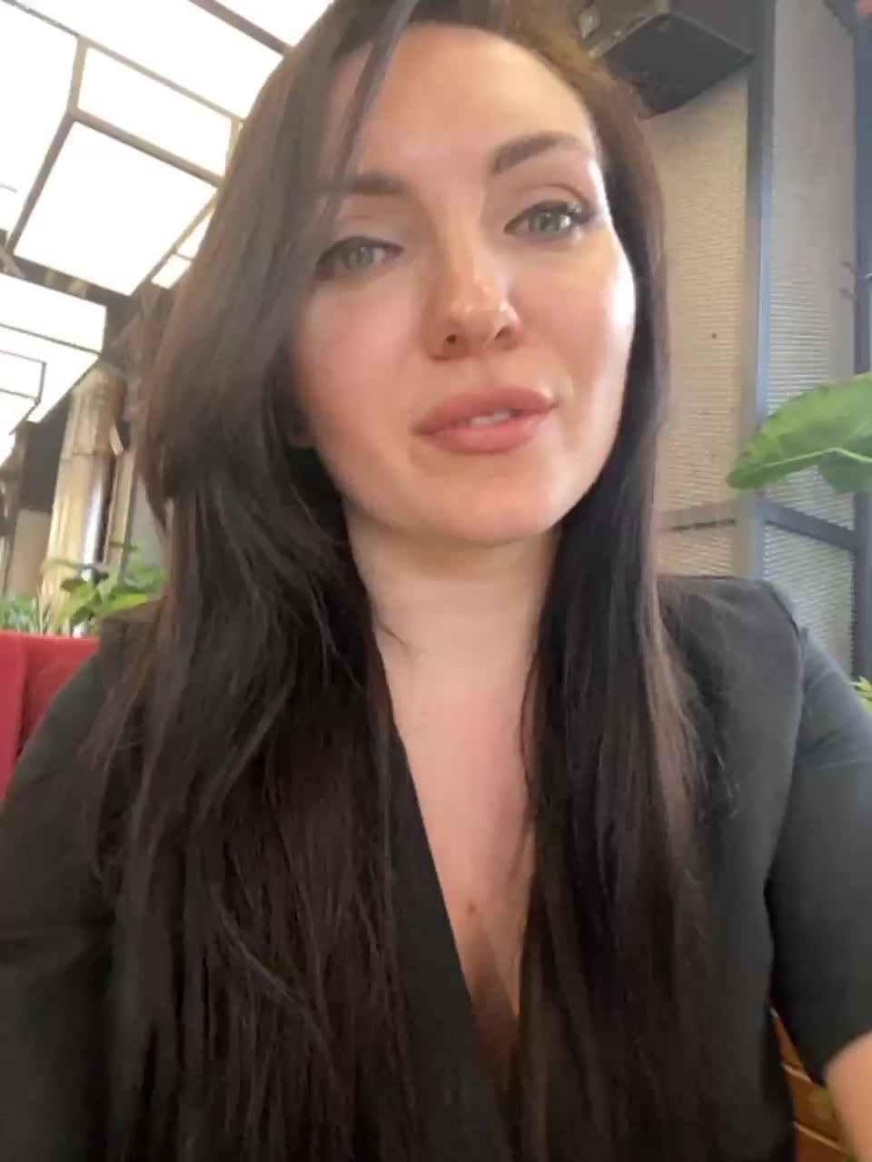 View or download file divora on 2023-03-05 from bongacams