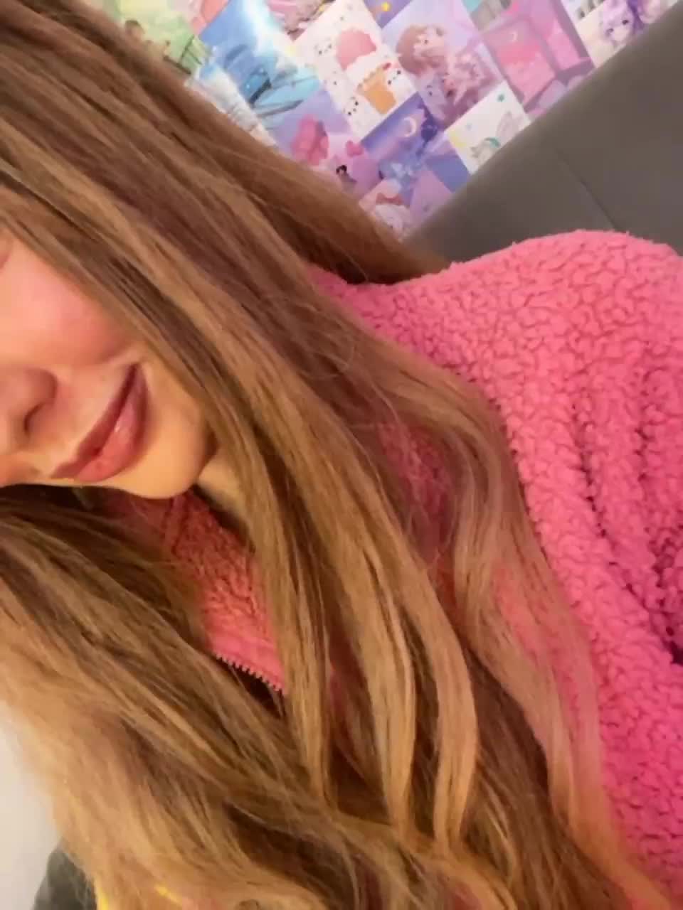 View or download file ladycharmer on 2023-03-05 from bongacams