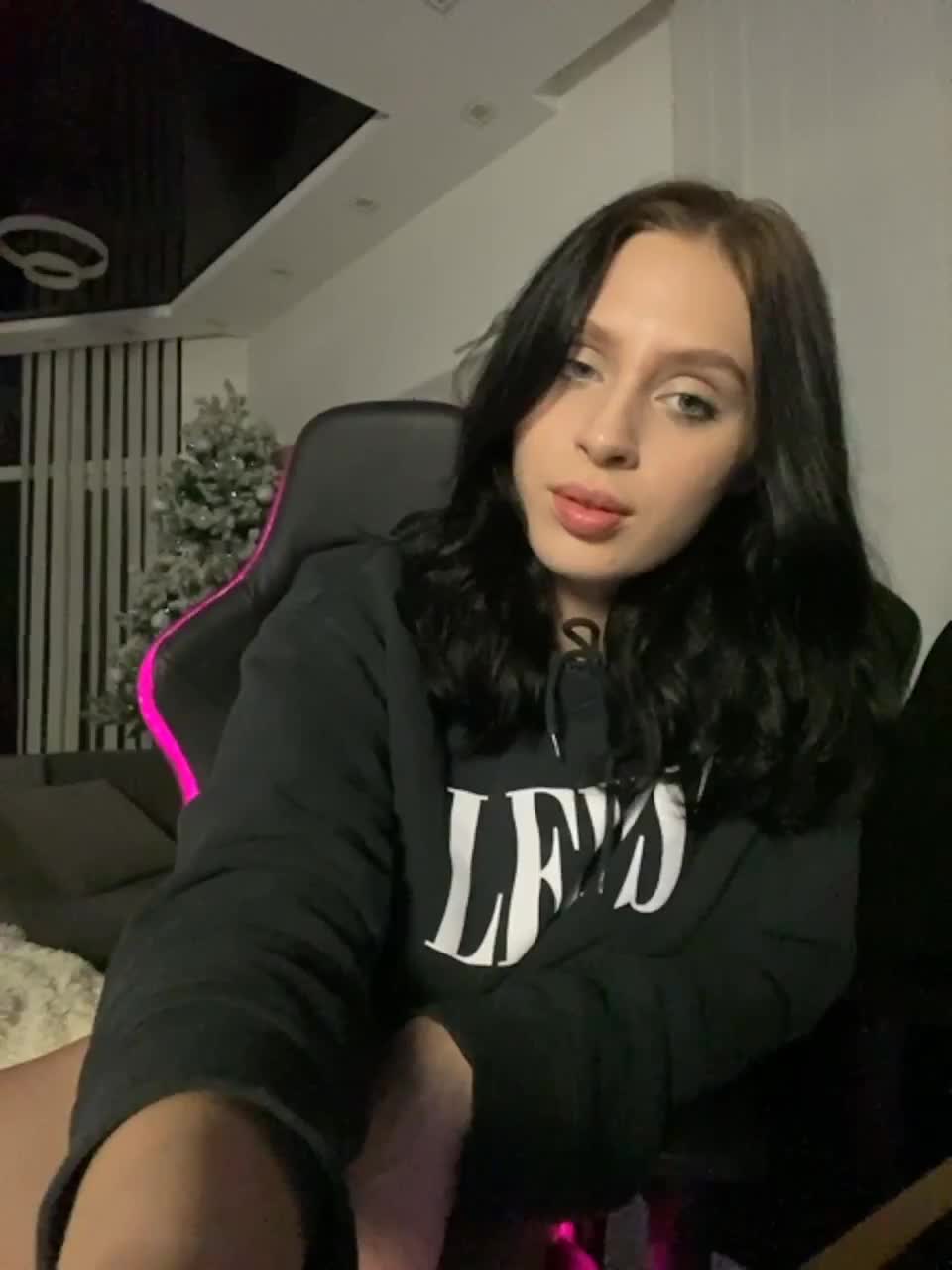 View or download file partynextnext on 2023-03-05 from bongacams