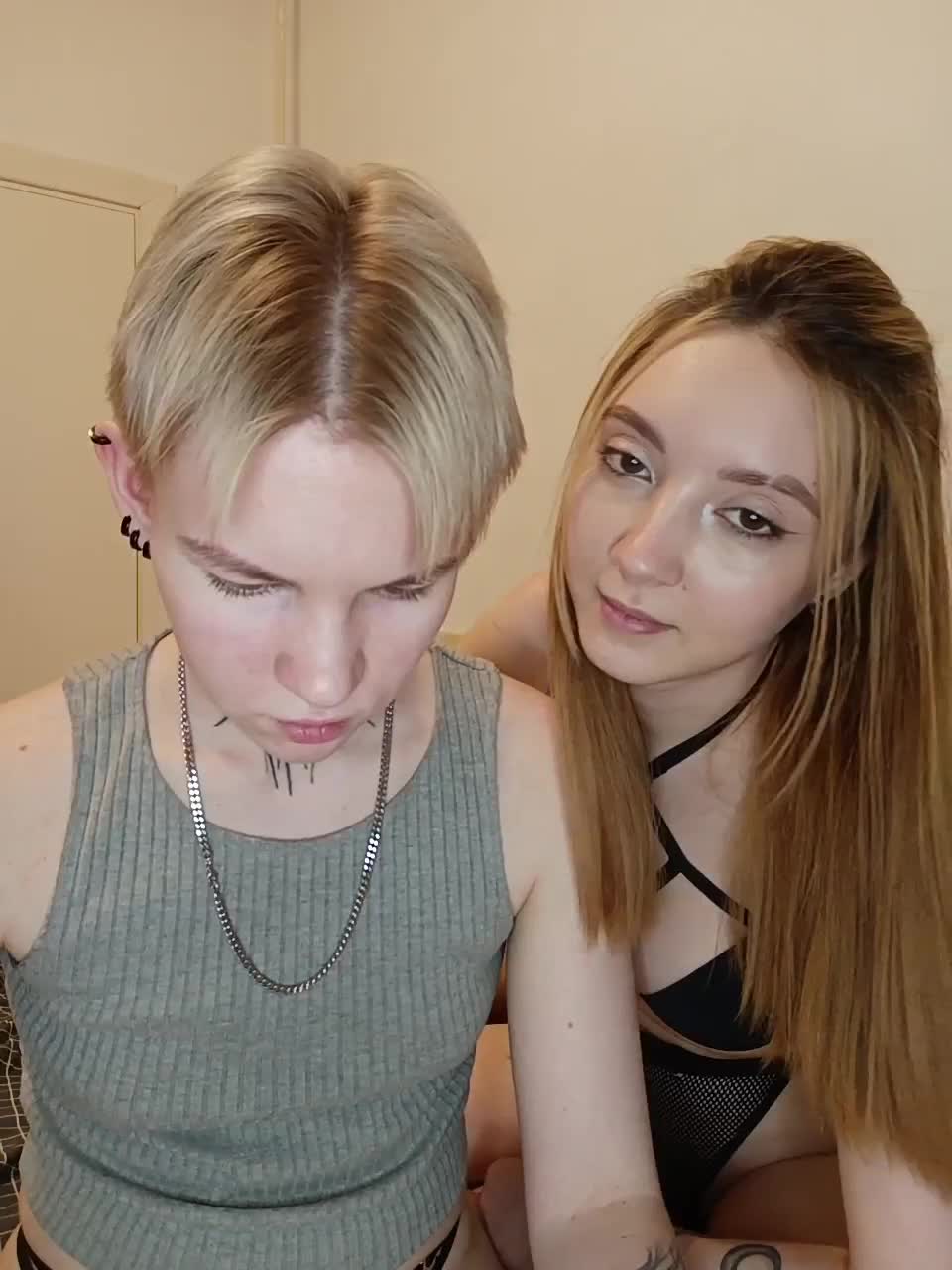 View or download file wequeen_ on 2023-03-05 from bongacams