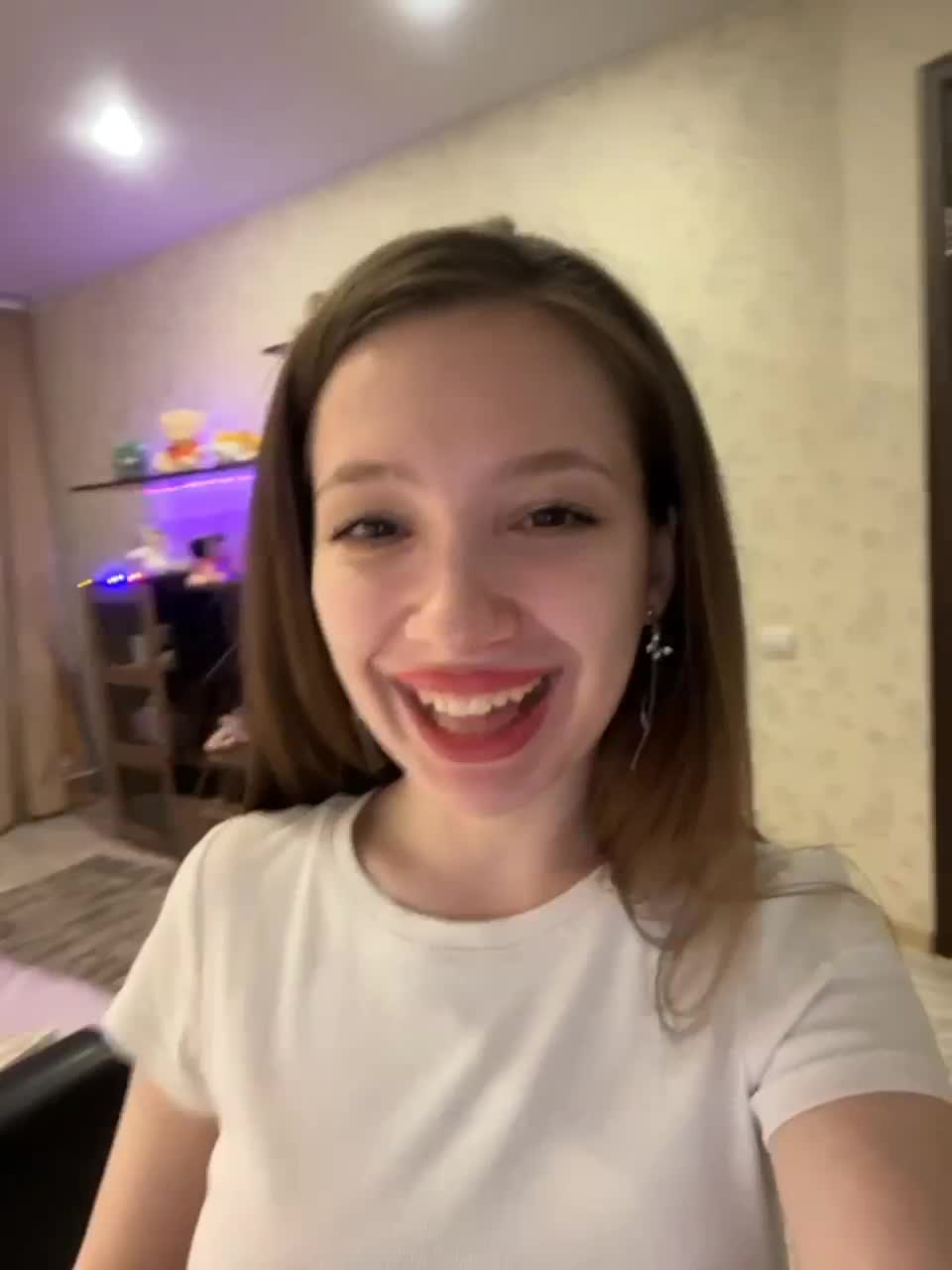 View or download file katrinnna on 2023-03-07 from bongacams