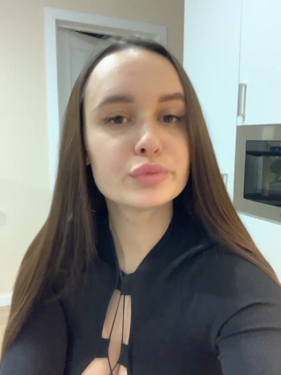 View or download file originalhooli on 2023-03-07 from bongacams