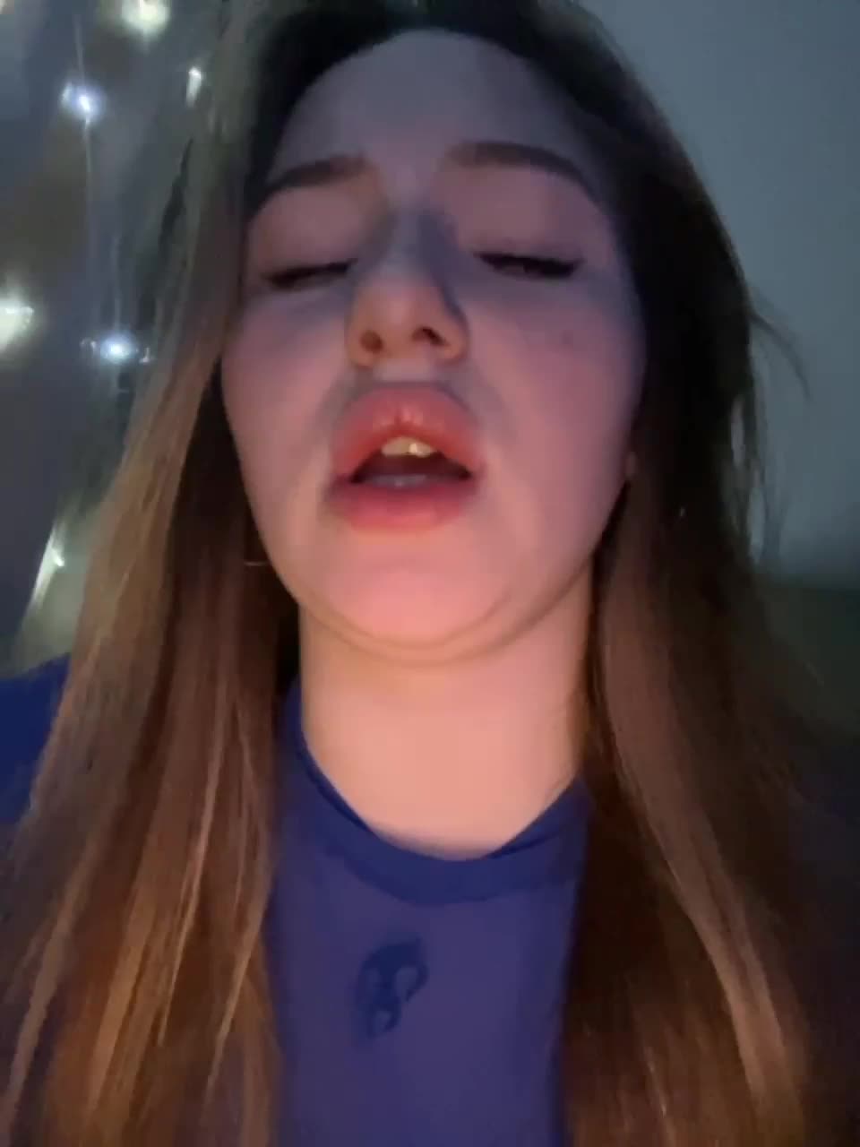 View or download file boredgirl on 2023-03-08 from bongacams