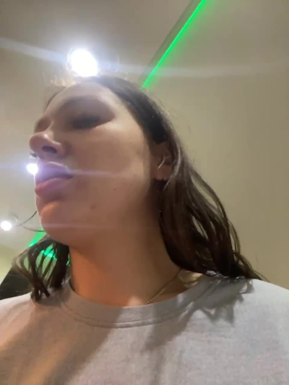 View or download file fuckkrisanna on 2023-03-08 from bongacams