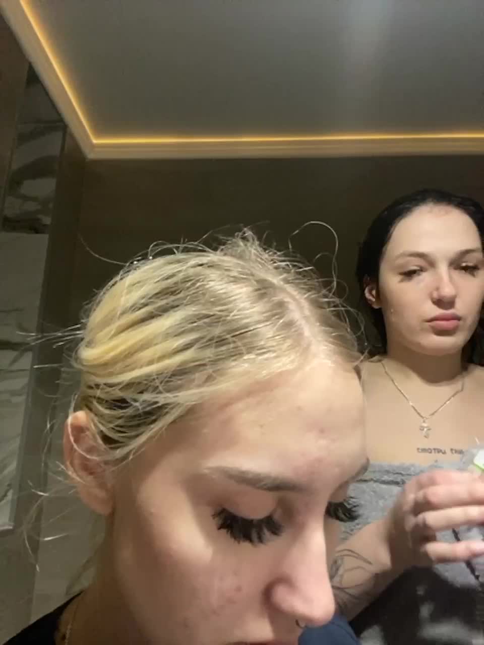 View or download file fuckkrisanna on 2023-03-08 from bongacams