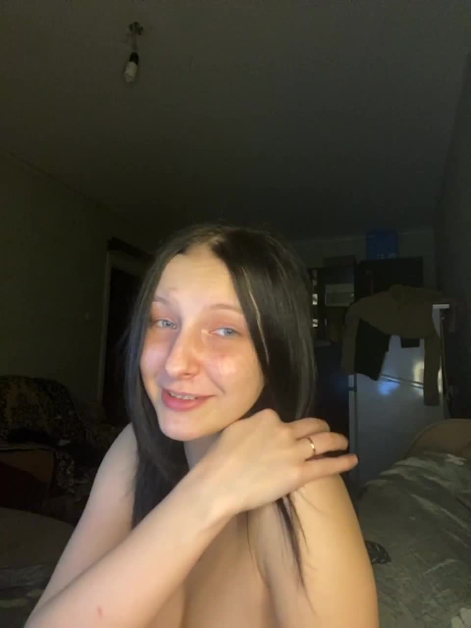 View or download file meara on 2023-03-08 from bongacams