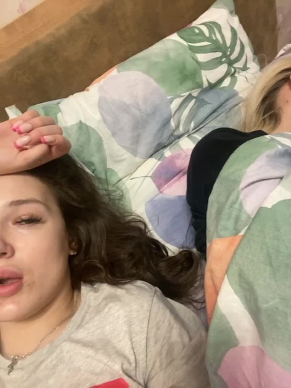 View or download file fuckkrisanna on 2023-03-09 from bongacams