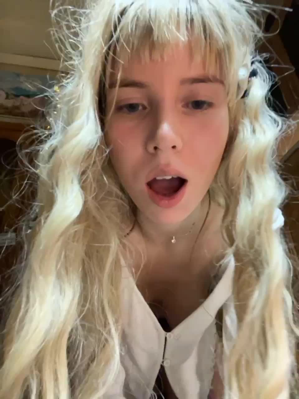 View or download file kika_co on 2023-03-09 from bongacams