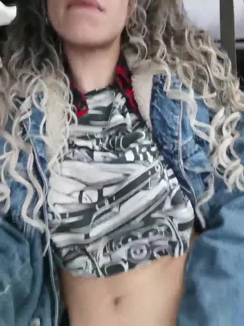 View or download file shinewitch on 2023-03-09 from bongacams