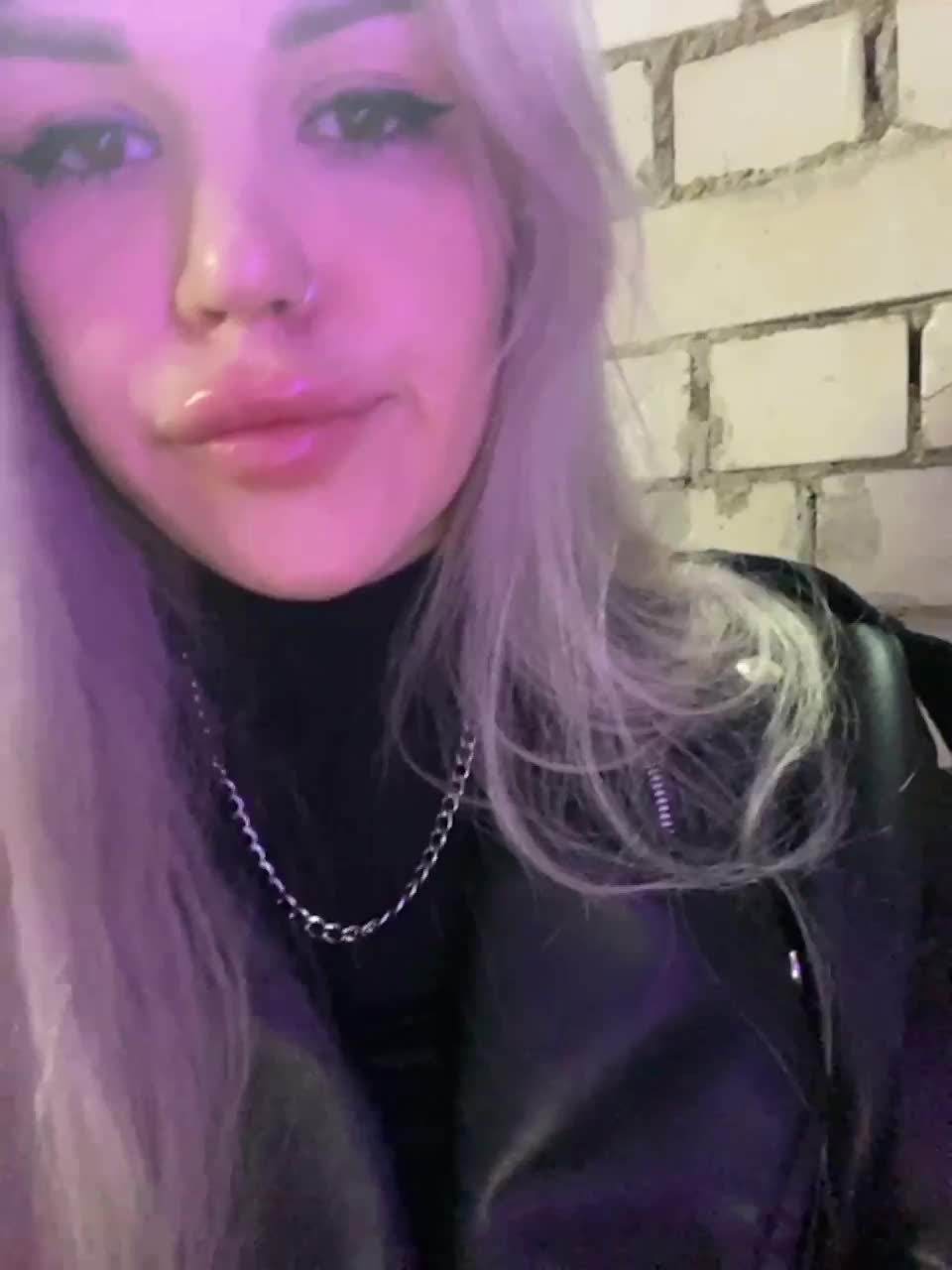 View or download file succubz on 2023-03-09 from bongacams