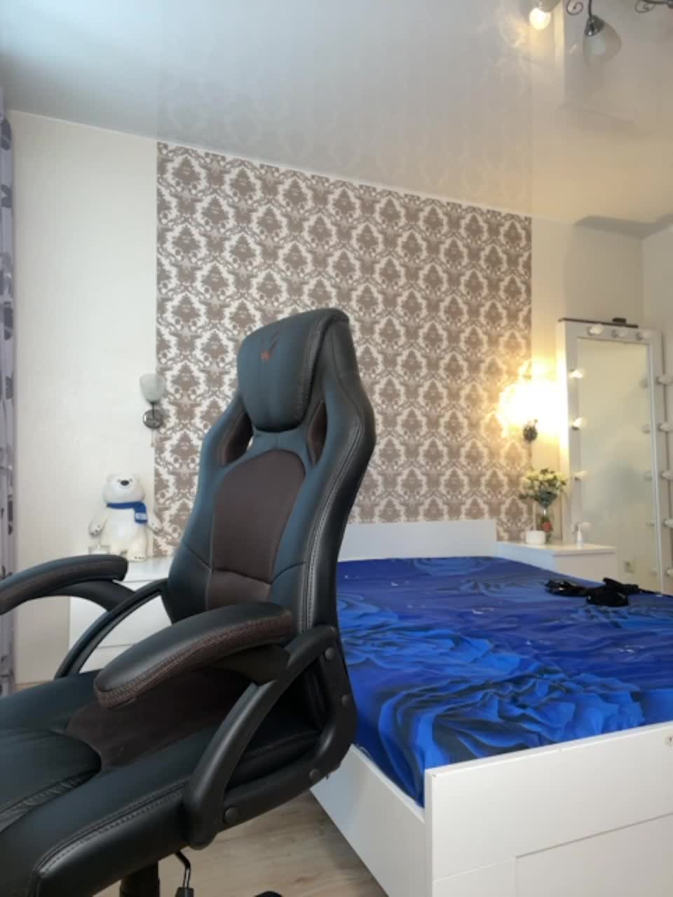 View or download file vikikiss on 2023-03-09 from bongacams